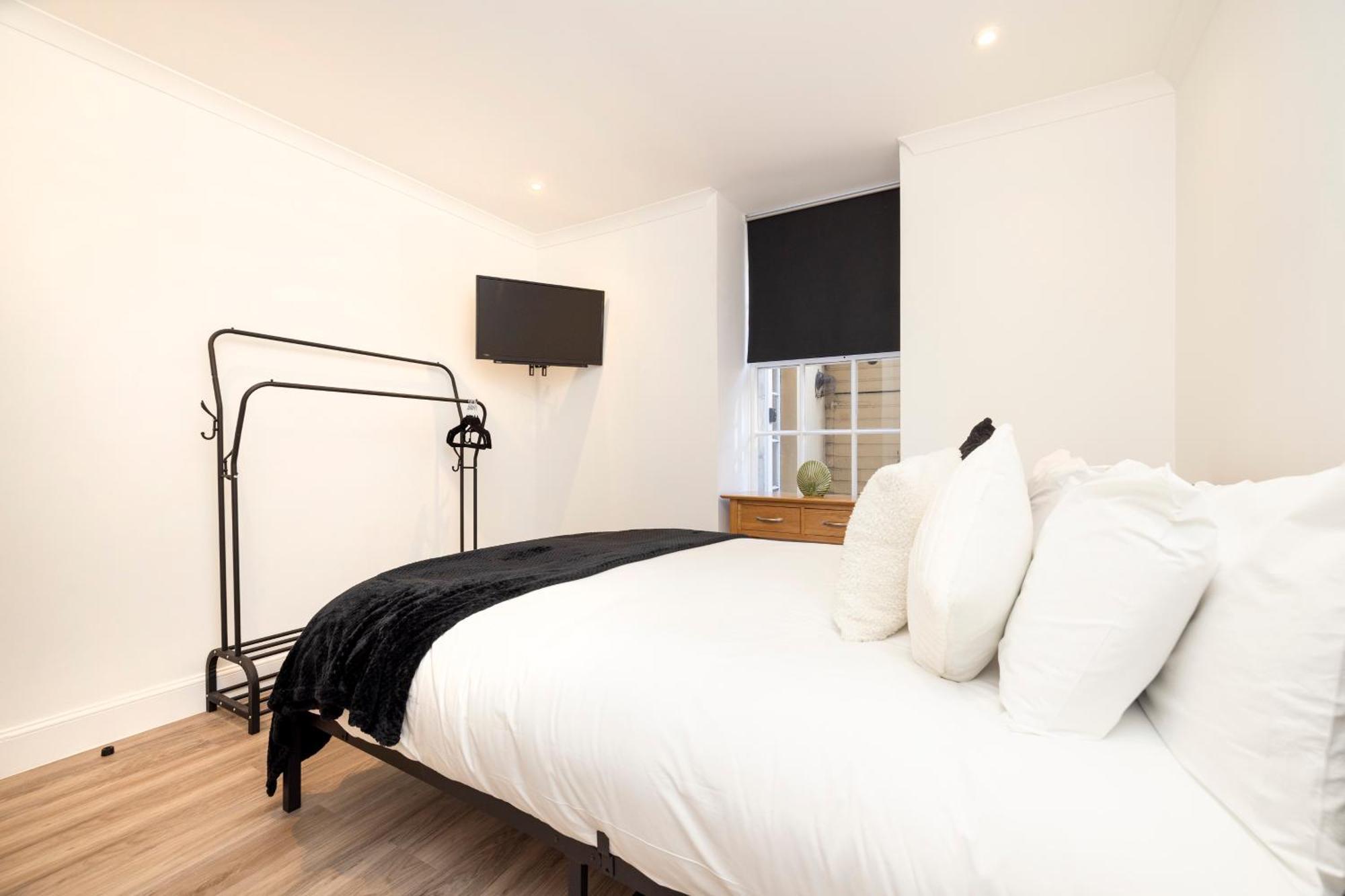 Joivy 3Br Flat In Haymarket With Free Parking Édimbourg Extérieur photo