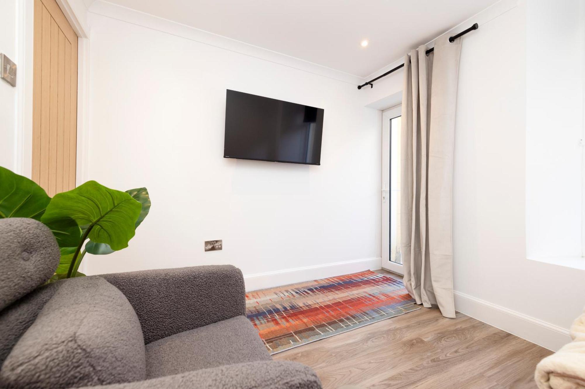 Joivy 3Br Flat In Haymarket With Free Parking Édimbourg Extérieur photo