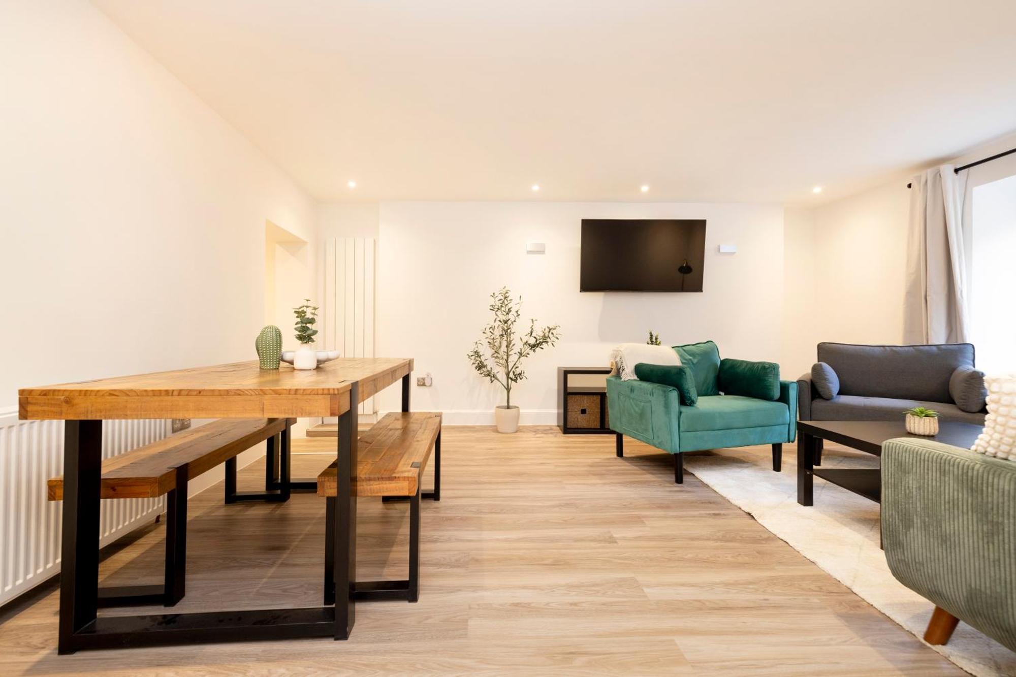 Joivy 3Br Flat In Haymarket With Free Parking Édimbourg Extérieur photo
